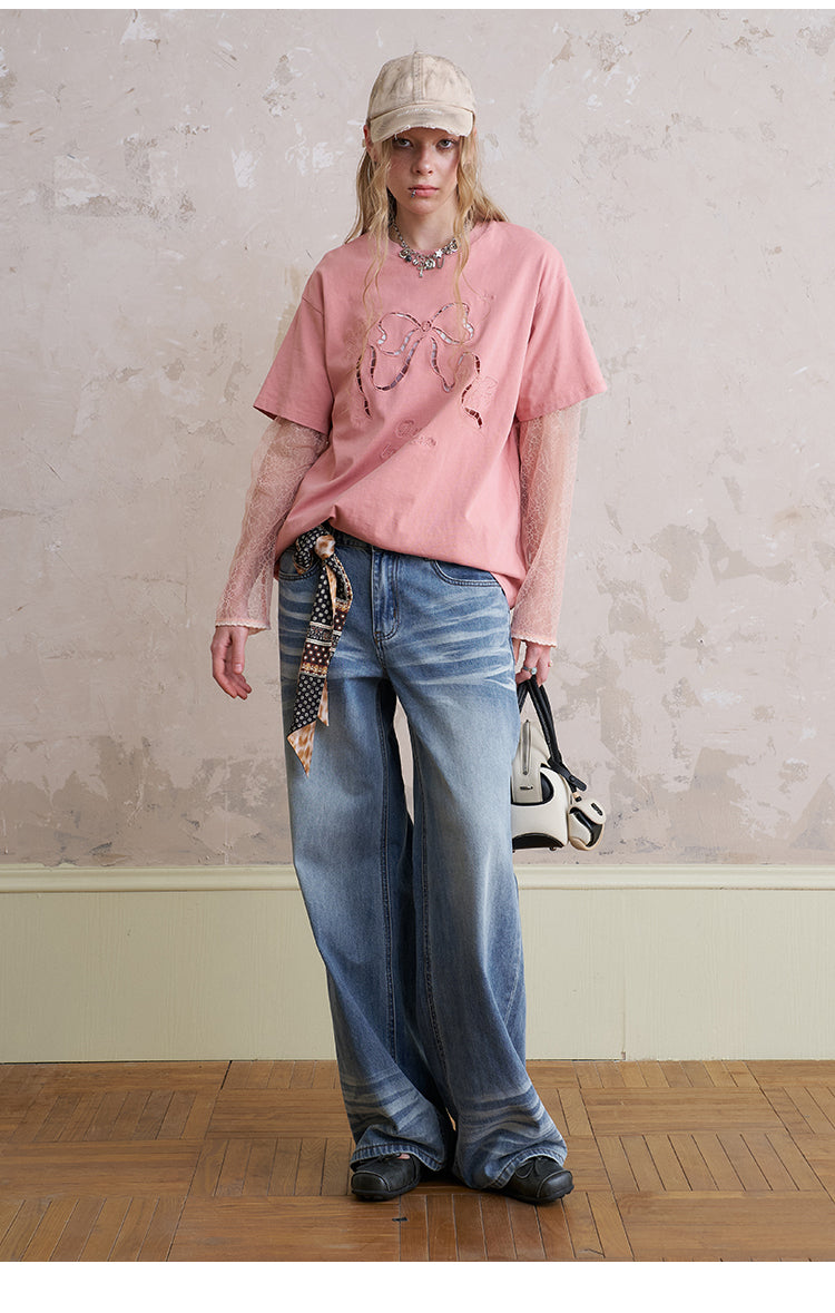 Cut-Out Bow Embroidered T-Shirt With Lace Sleeves