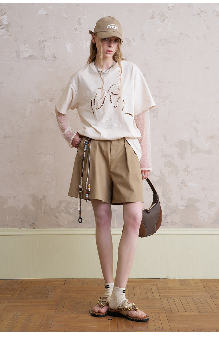Cut-Out Bow Embroidered T-Shirt With Lace Sleeves