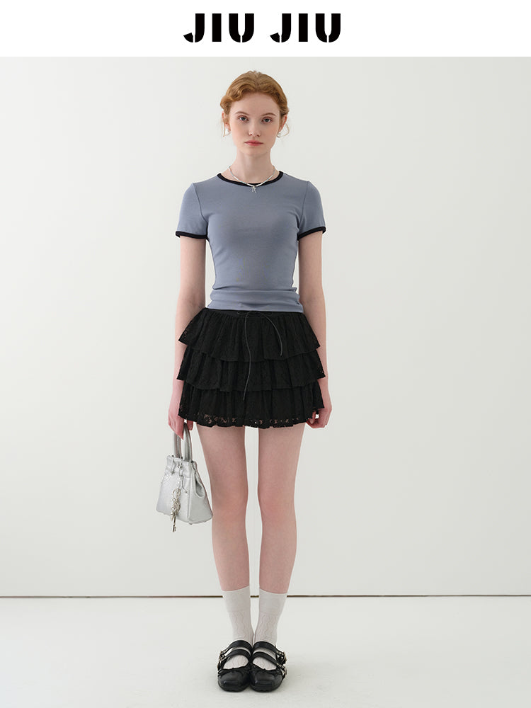 Contrast-Tipped Minimalist Fitted T-Shirt