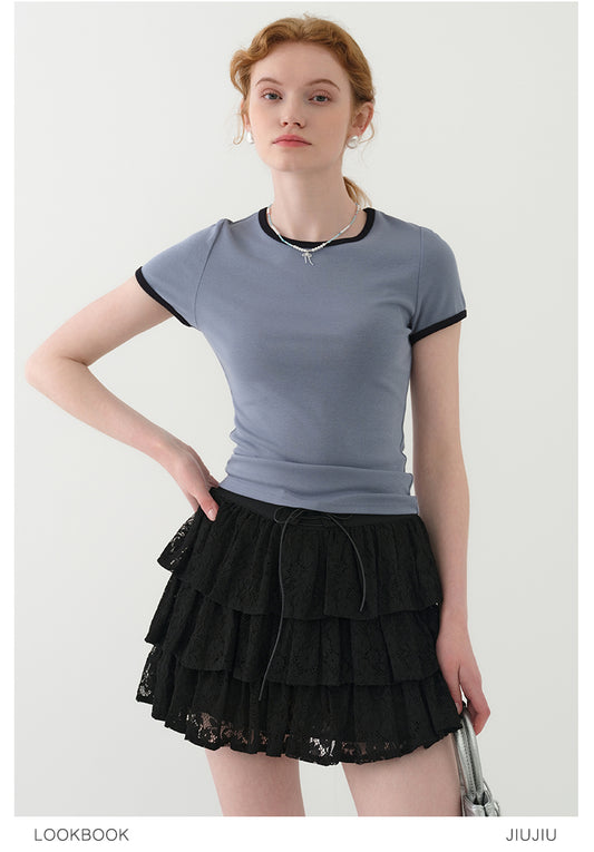 Contrast-Tipped Minimalist Fitted T-Shirt