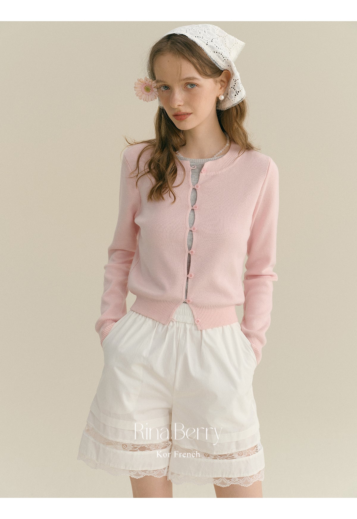 Elastic High Waist Cotton Shorts With Lace Detail