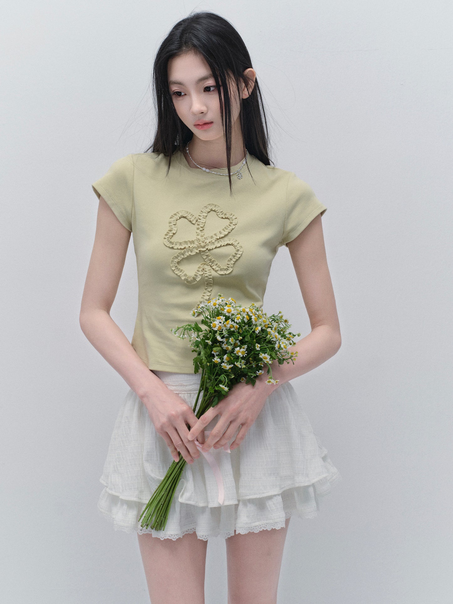 Clover-Shaped Ruffled T-Shirt