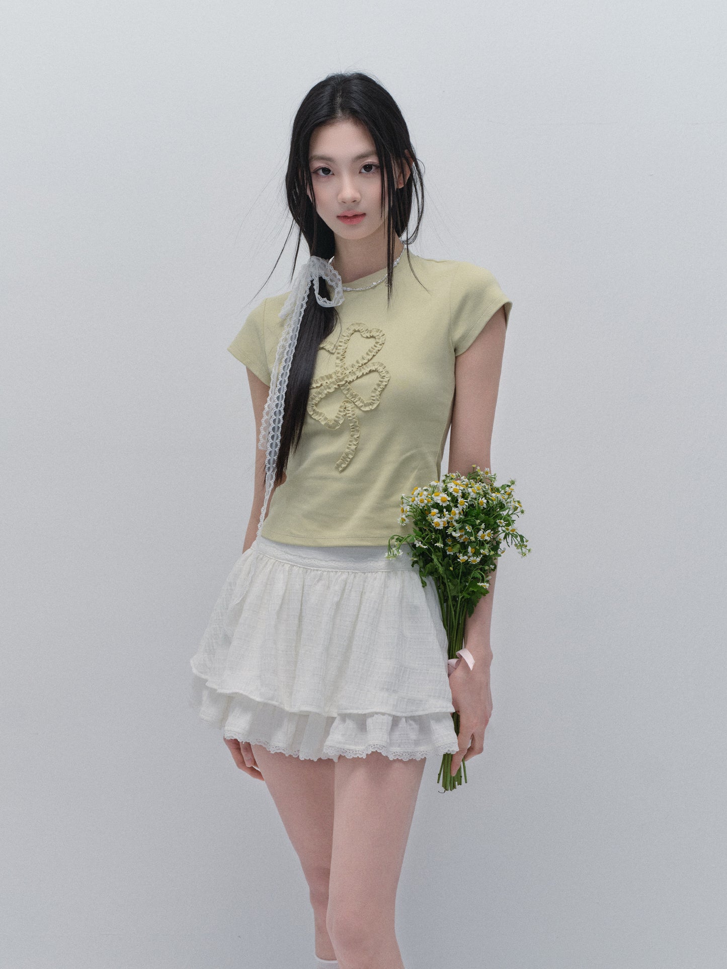 Clover-Shaped Ruffled T-Shirt