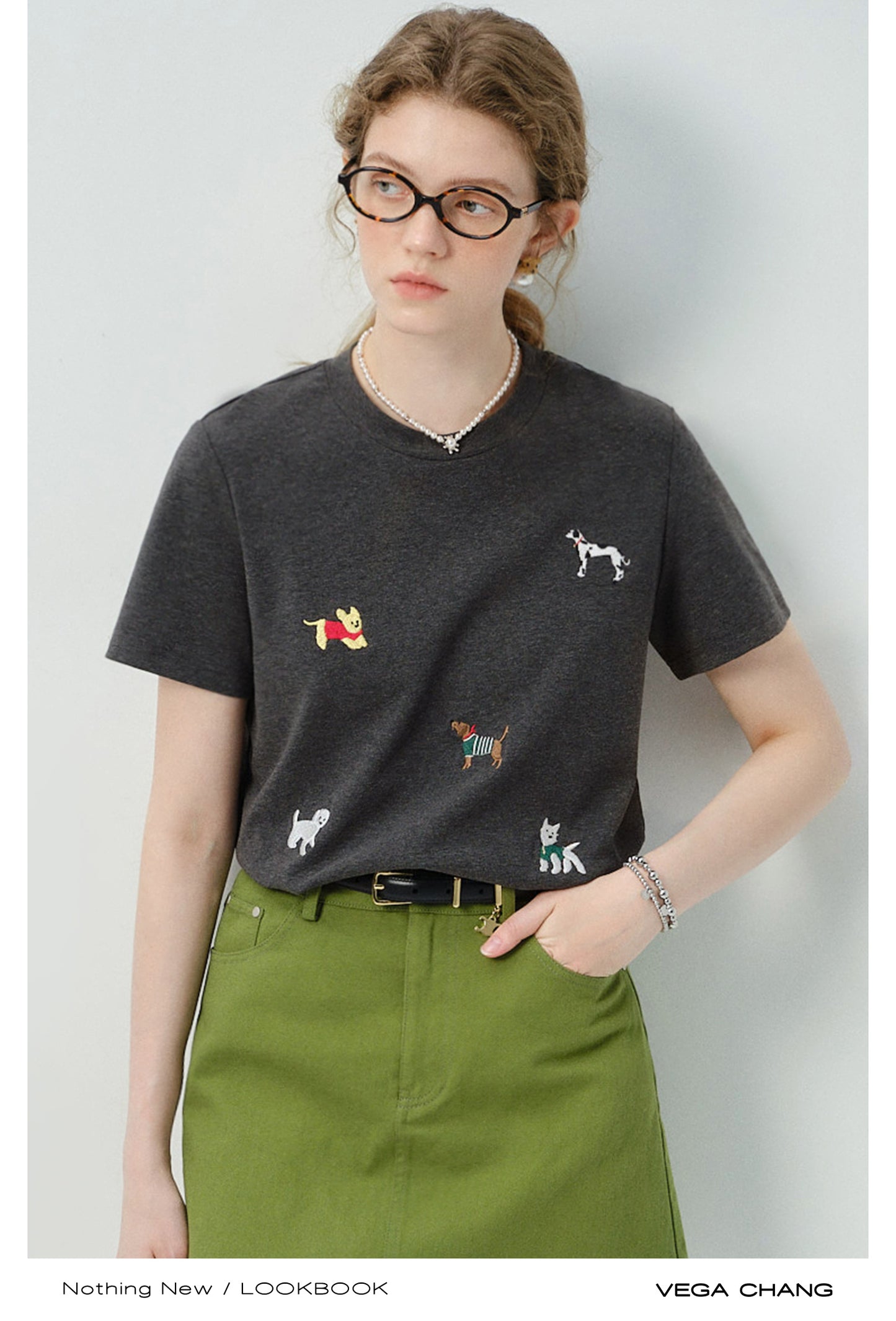 Dog-Embroidered T-Shirt & Cotton A-Line Mini Skirt