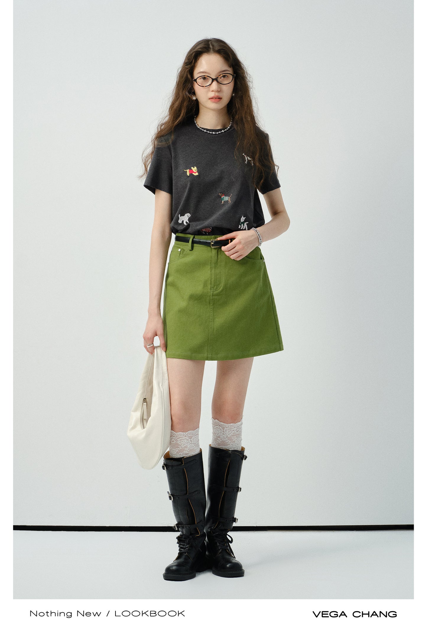 Dog-Embroidered T-Shirt & Cotton A-Line Mini Skirt
