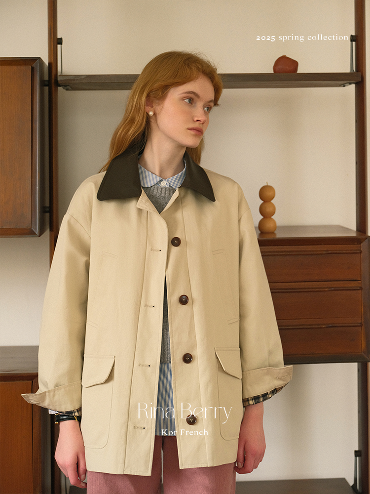Relaxed Fit Contrast-Color Jacket With Plaid Detail