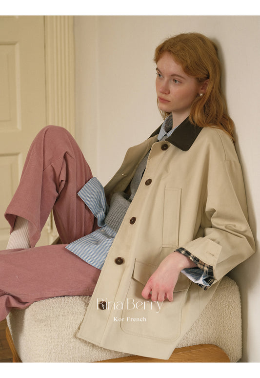 Relaxed Fit Contrast-Color Jacket With Plaid Detail