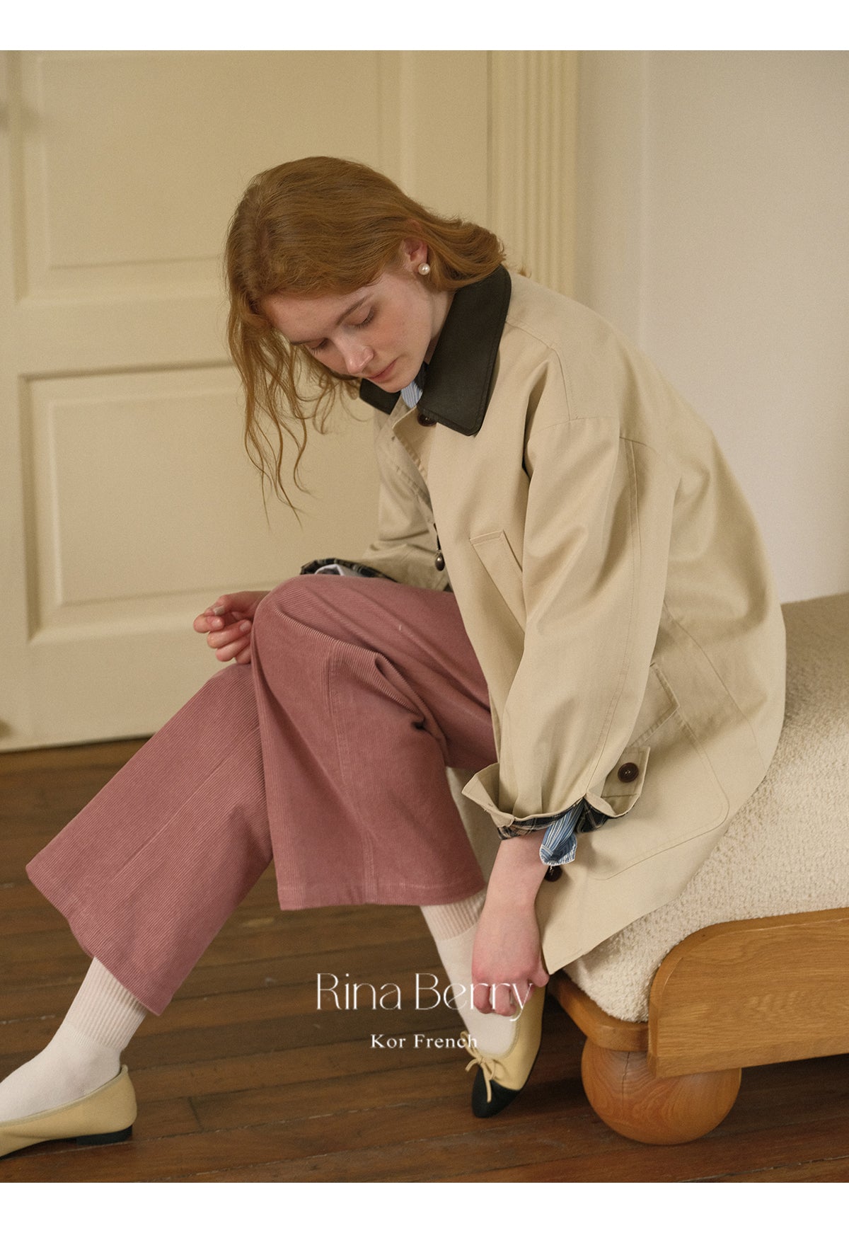 Relaxed Fit Contrast-Color Jacket With Plaid Detail