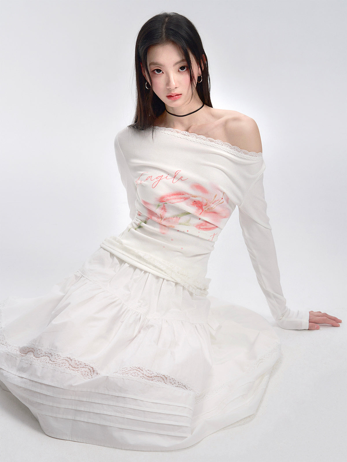 Two-Way Shoulder Watercolor Flower T-Shirt