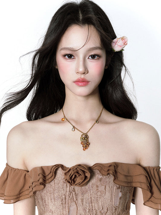 Long Shell Charm Necklace & Short Chain Necklace