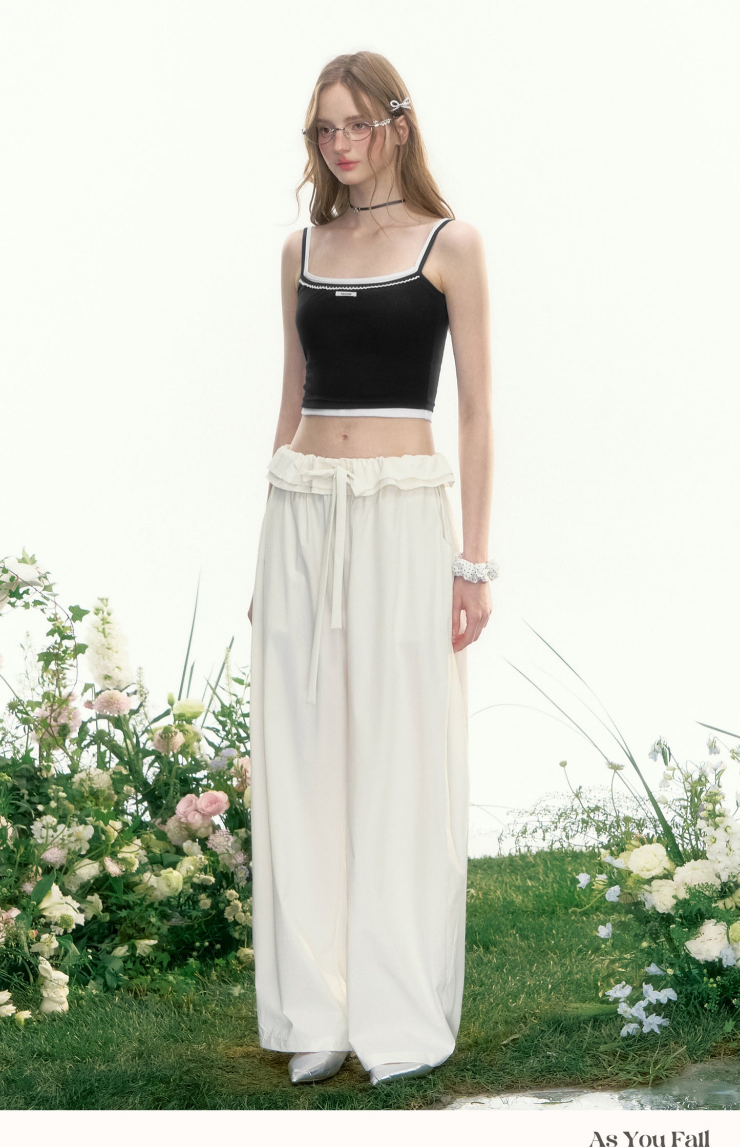 Ruffled Waist Wide-Leg Curved Trousers