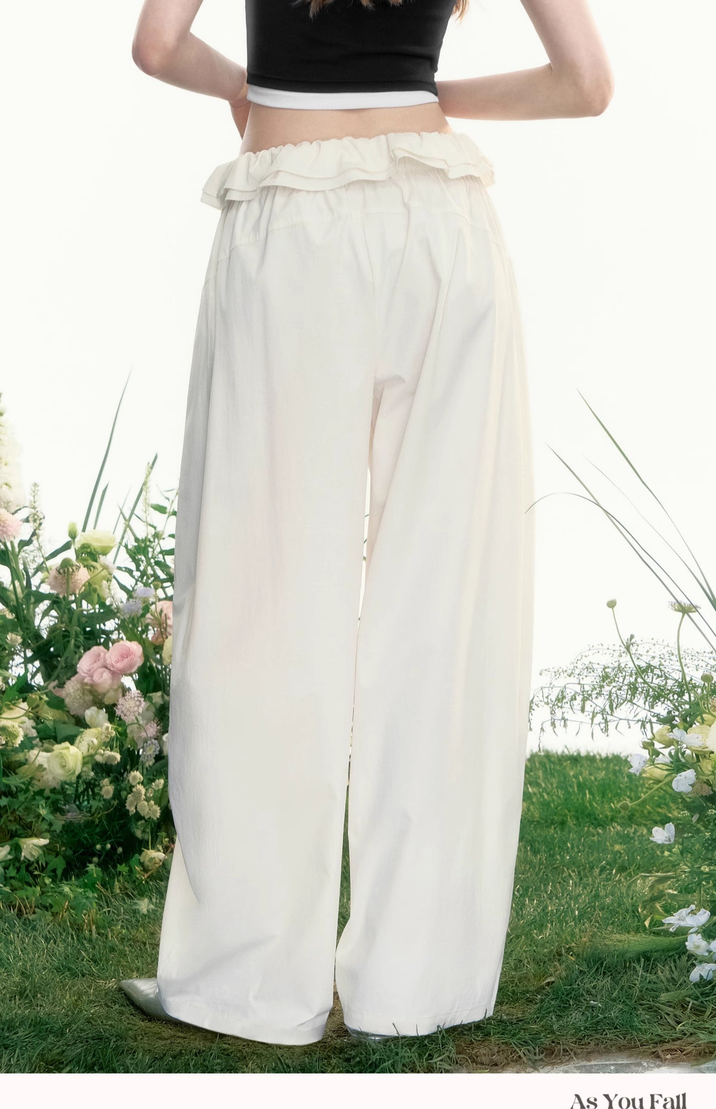 Ruffled Waist Wide-Leg Curved Trousers