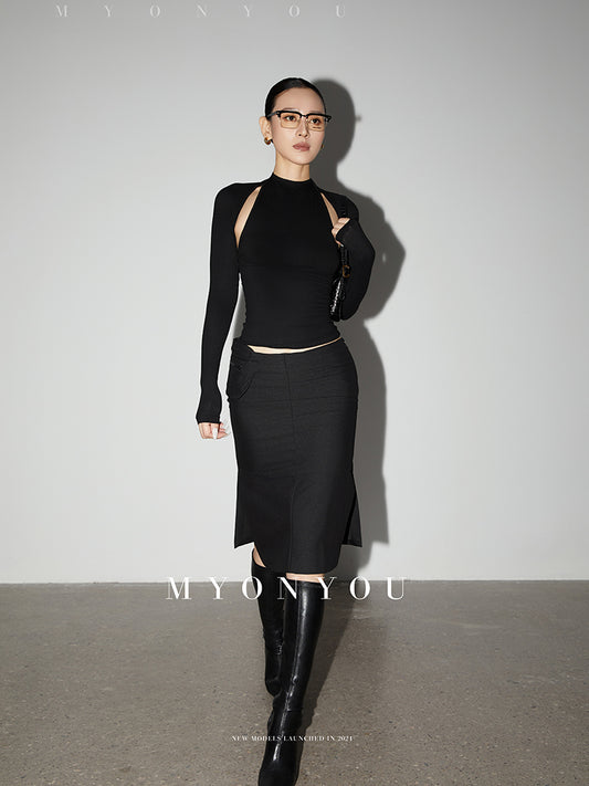 Fitted Slit Skirt With Waist Bag Accent