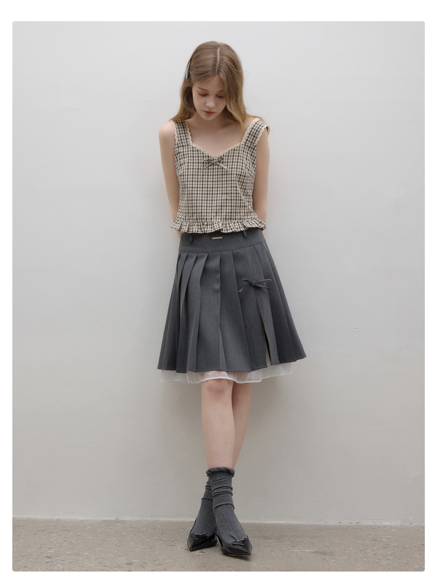 Pleated Side-Slit Skirt With Lace Underlay