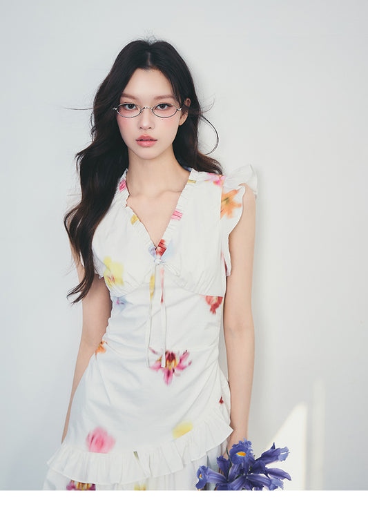 Blurry Floral Dress With Butterfly Sleeves