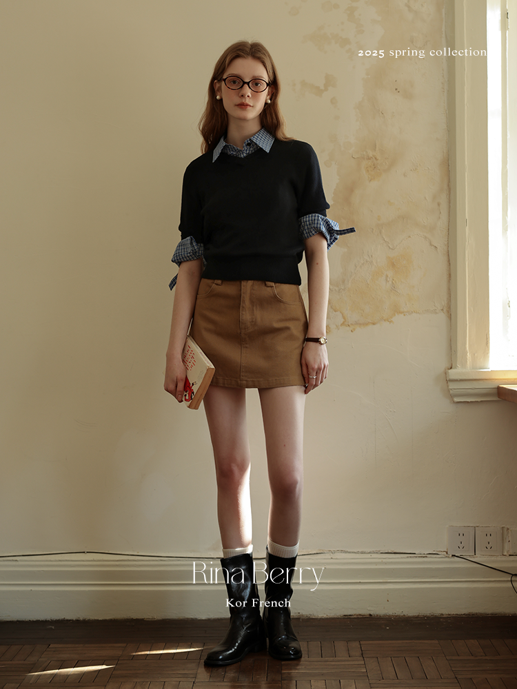 V-Neck Half-Sleeve Cotton Knit Top