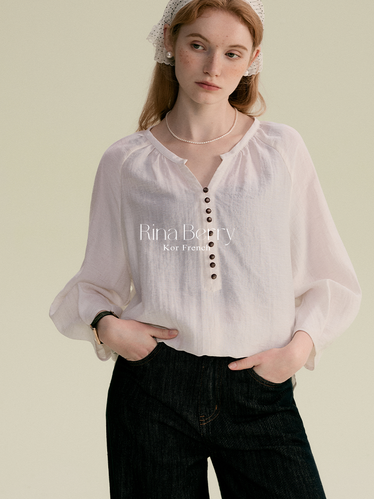 3/4 Sleeve Gauze Blouse With Pleated Cuffs