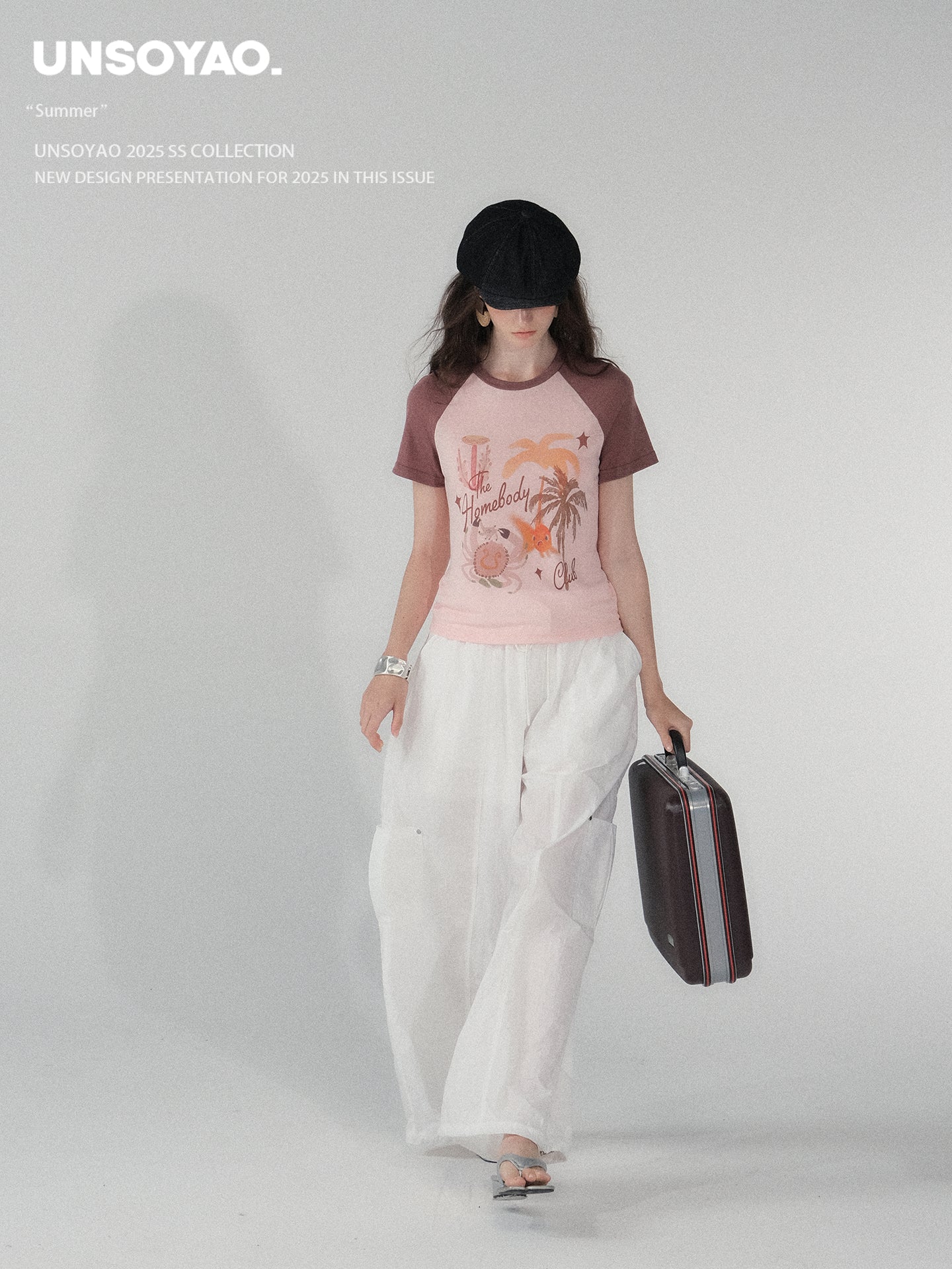 Island Print Raglan Sleeve Tee