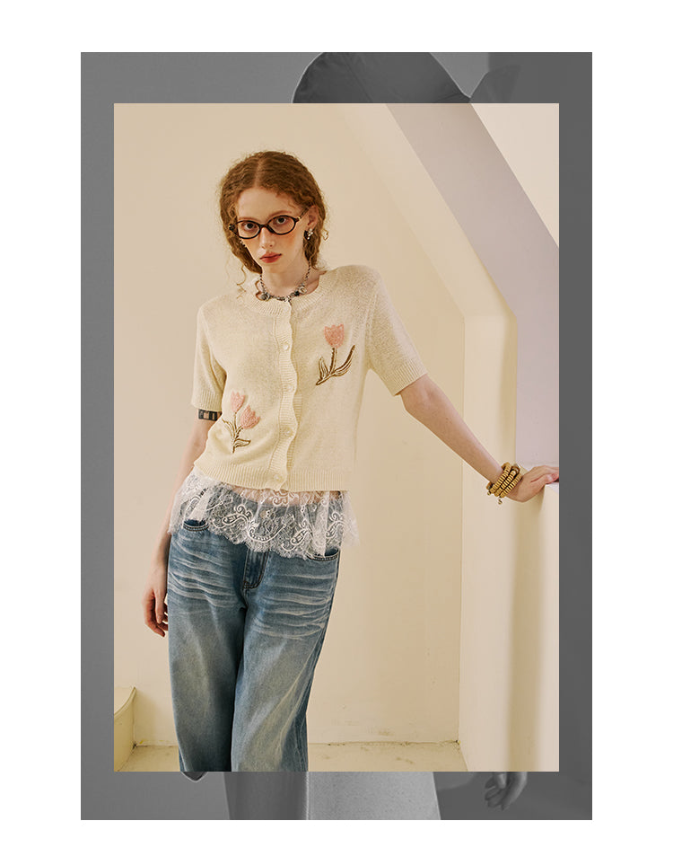 Tulip Knit Top With Wavy Edges