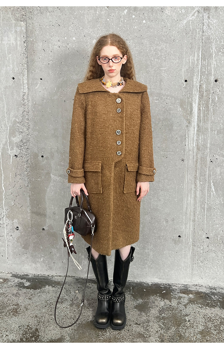 Sailor Collar Coat With Distinctive Placket