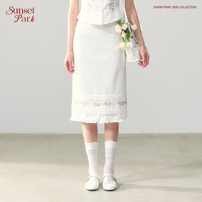 Floral Embroidered Fitted Blouse & Skirt In Pure Cotton