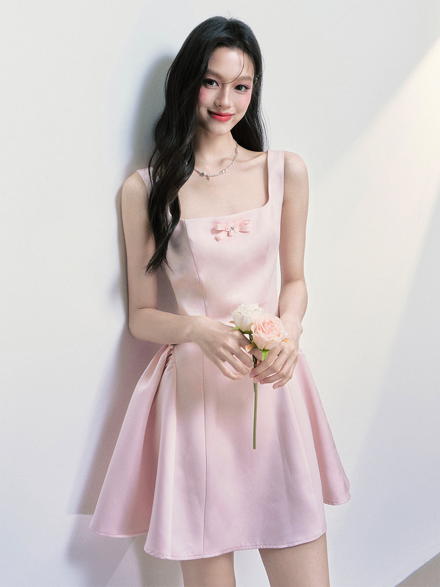Wedding-Style Structured Sleeveless Dress