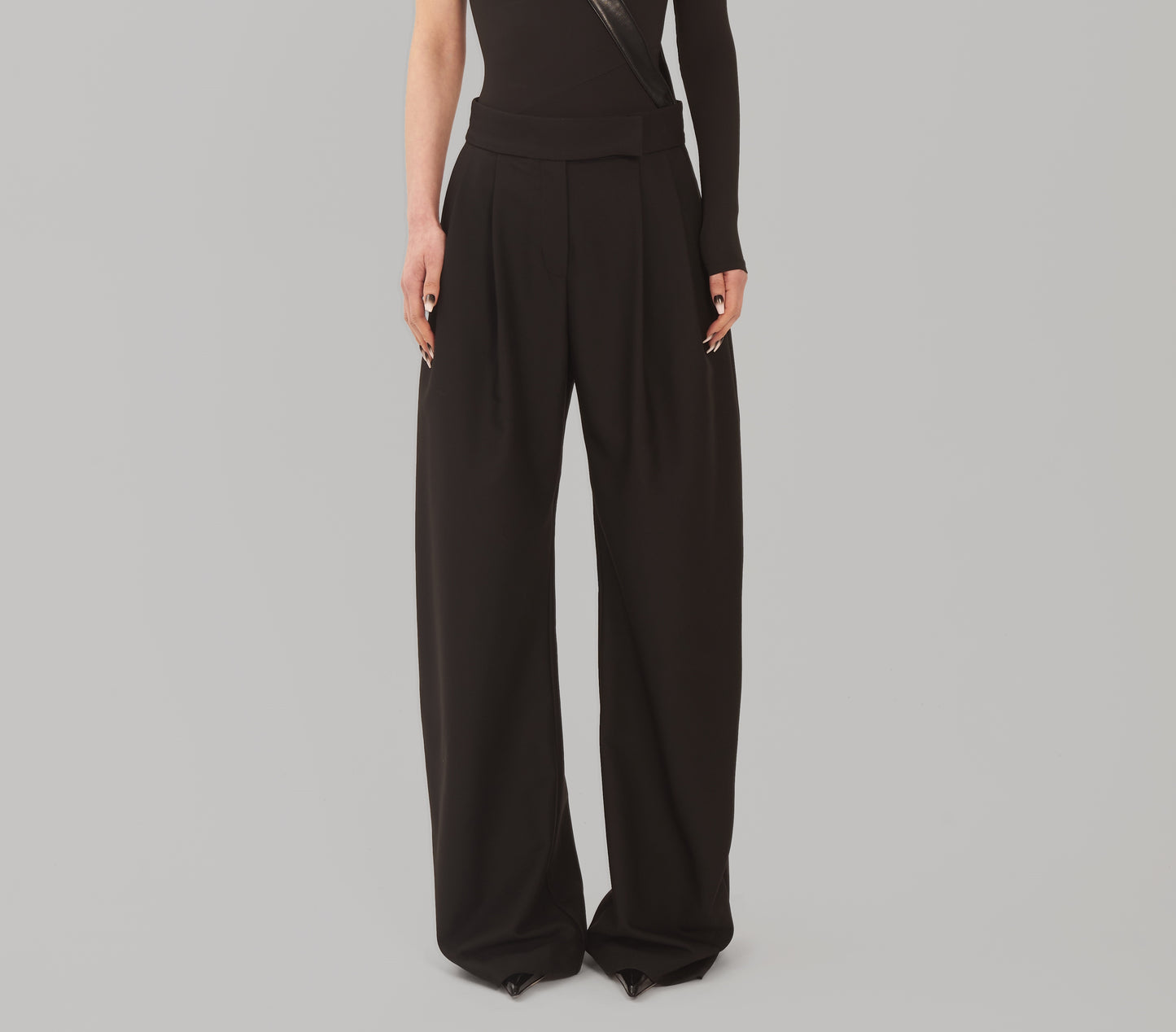 Floor-Length Curved Pintuck Trousers