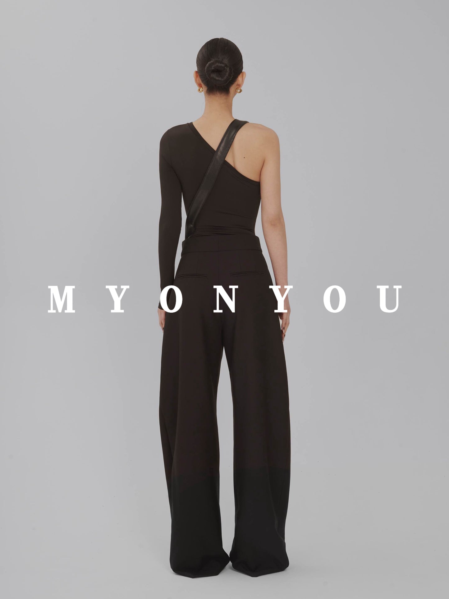 Floor-Length Curved Pintuck Trousers