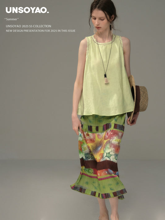 Sleeveless Embroidered Top And Pleated Retro Print Skirt