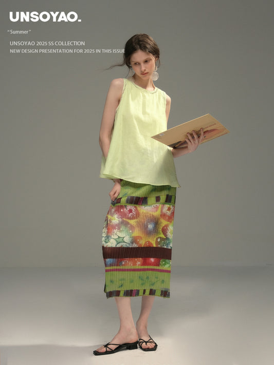 Sleeveless Embroidered Top And Pleated Retro Print Skirt