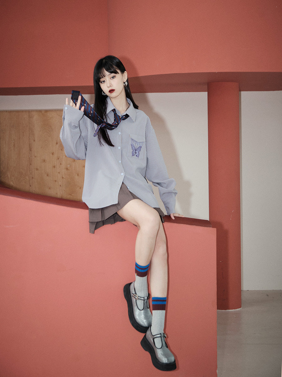 Butterfly Embroidered Stripe Shirt With Tie