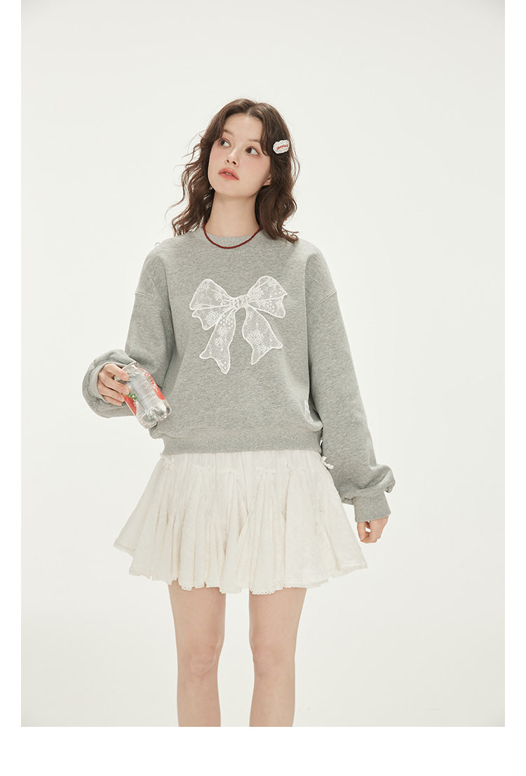 Relaxed Fit Lace Bow Sweatshirt
