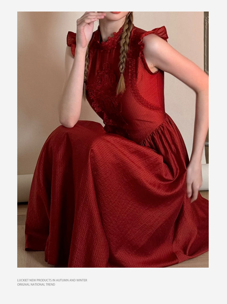 Embroidered Dress In Three Sleeve Styles