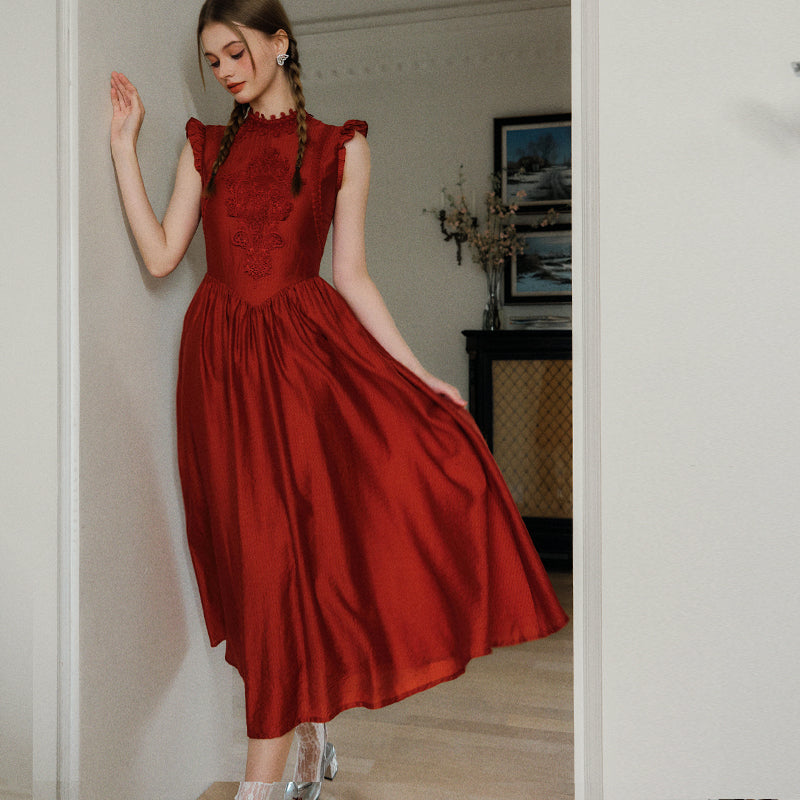Embroidered Dress In Three Sleeve Styles