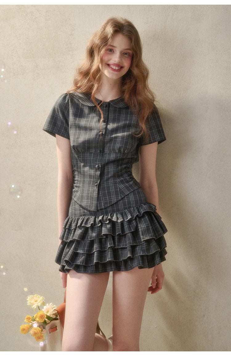 Peter Pan Collar Plaid Blouse And Ruffled Skirt