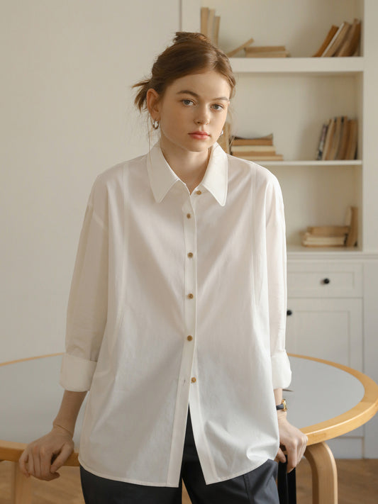 Clean-Cut Shirt With Contrast Buttons