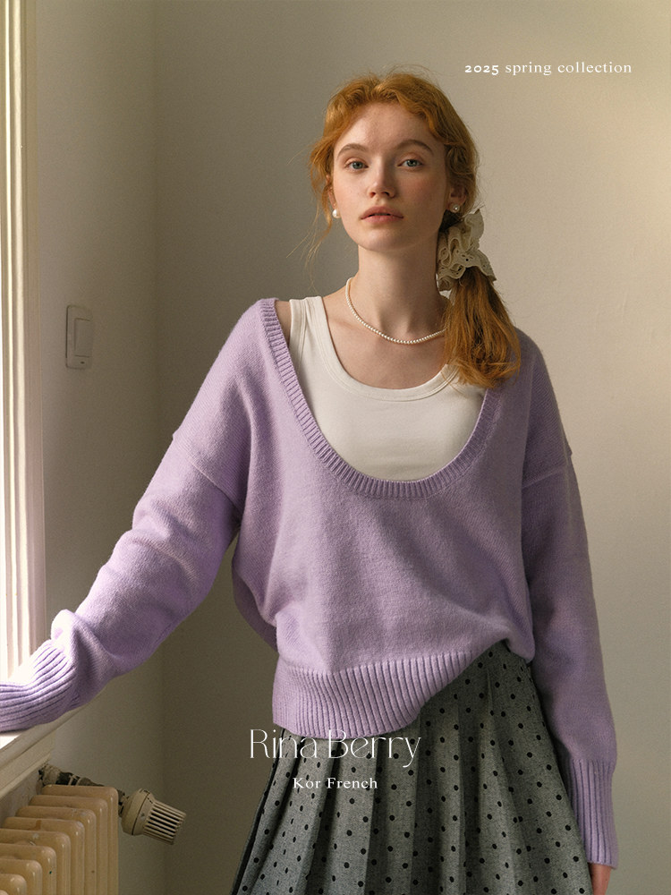 Deep U-Neck Sweater And Basic Tank Top