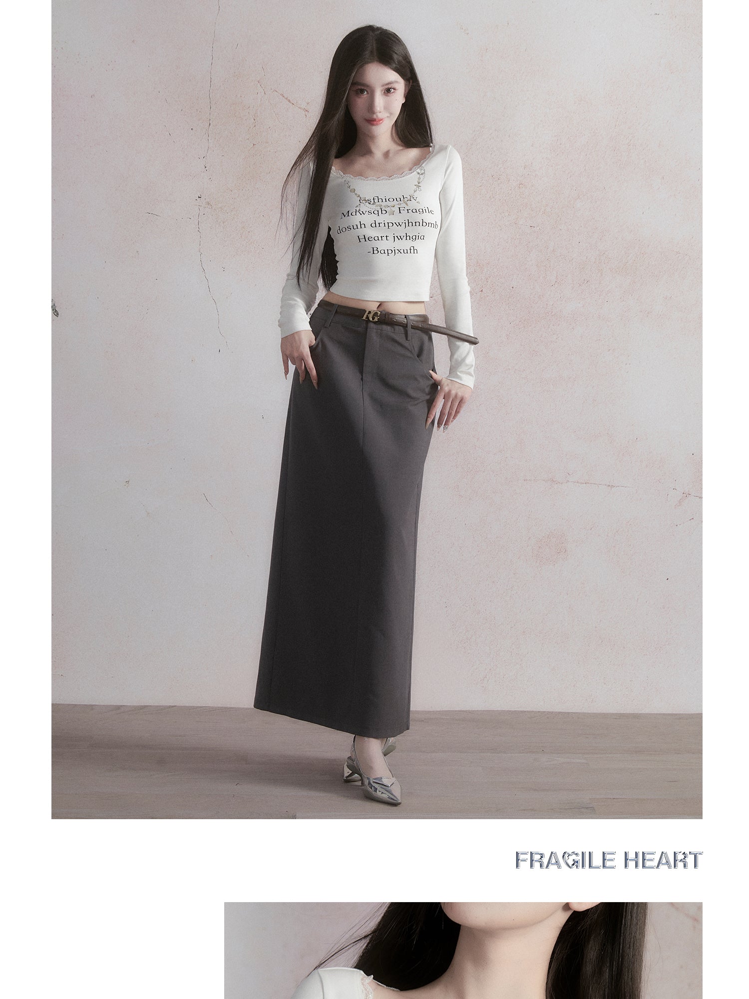 Cropped Scoop-Neck Top With Letter Print