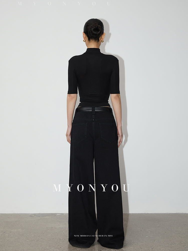 Basic High Neck Cropped Tee With Half Sleeves In Black