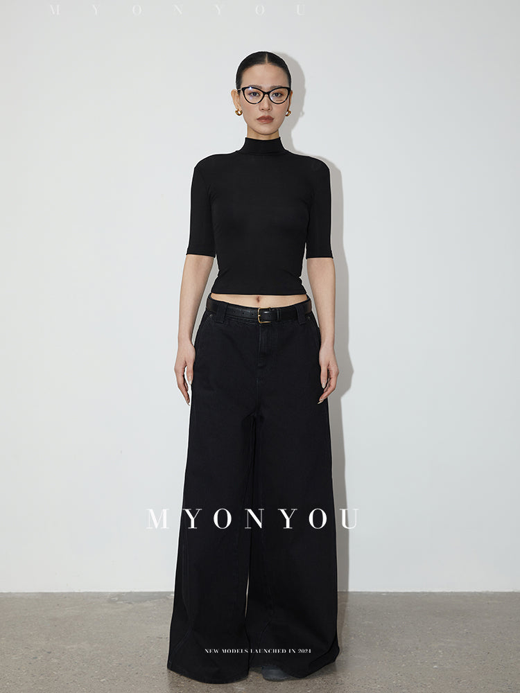 Basic High Neck Cropped Tee With Half Sleeves In Black