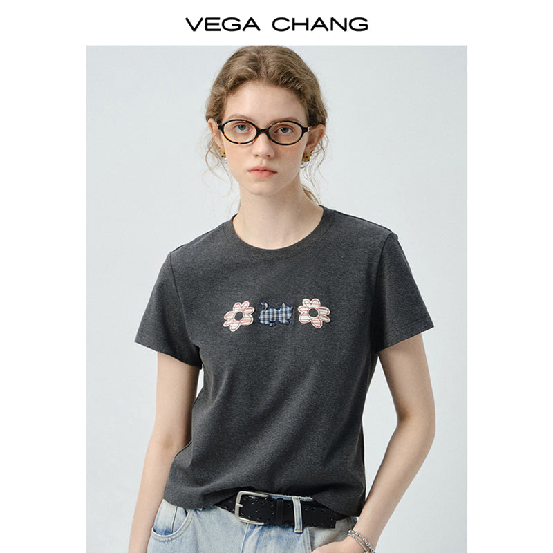 Appliqué T-Shirt & Asymmetric Plaid Panel Skirt