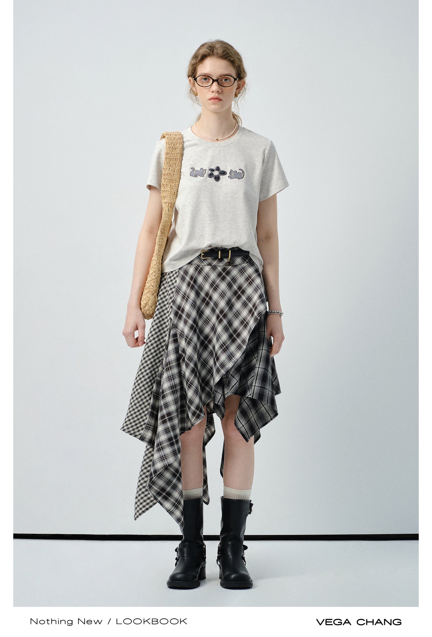 Appliqué T-Shirt & Asymmetric Plaid Panel Skirt