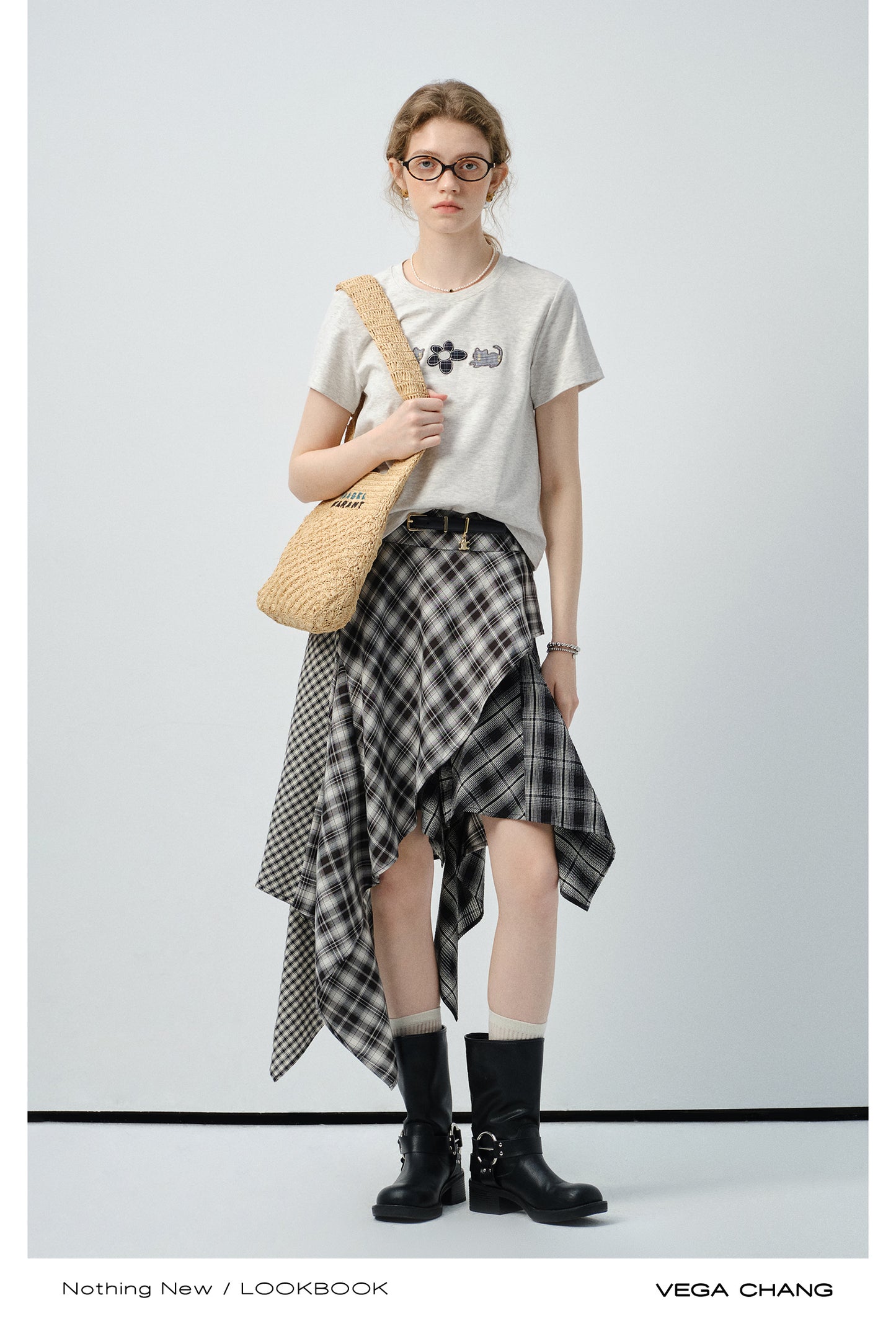Appliqué T-Shirt & Asymmetric Plaid Panel Skirt