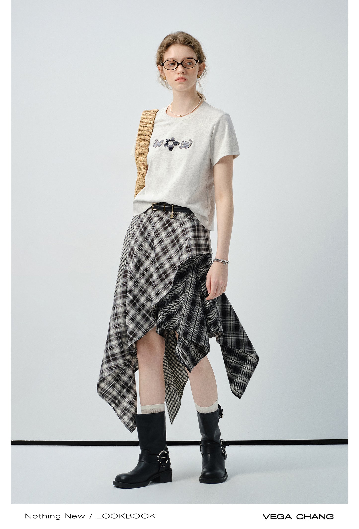 Appliqué T-Shirt & Asymmetric Plaid Panel Skirt