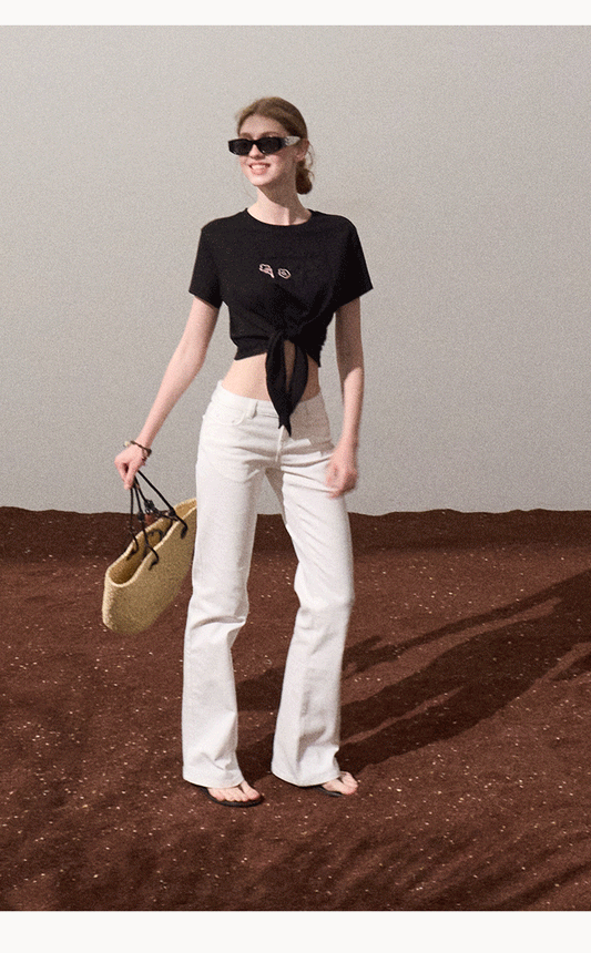 Low-Rise Figure-Enhancing Jeans