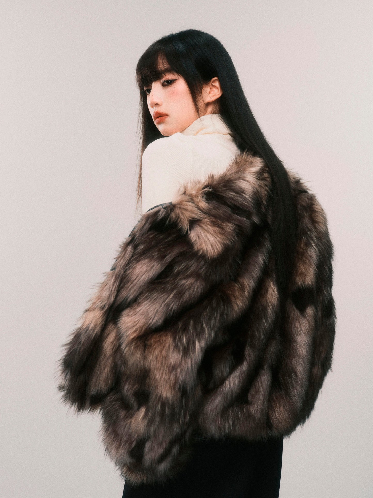 Spotted Pattern Short Faux Fur Coat