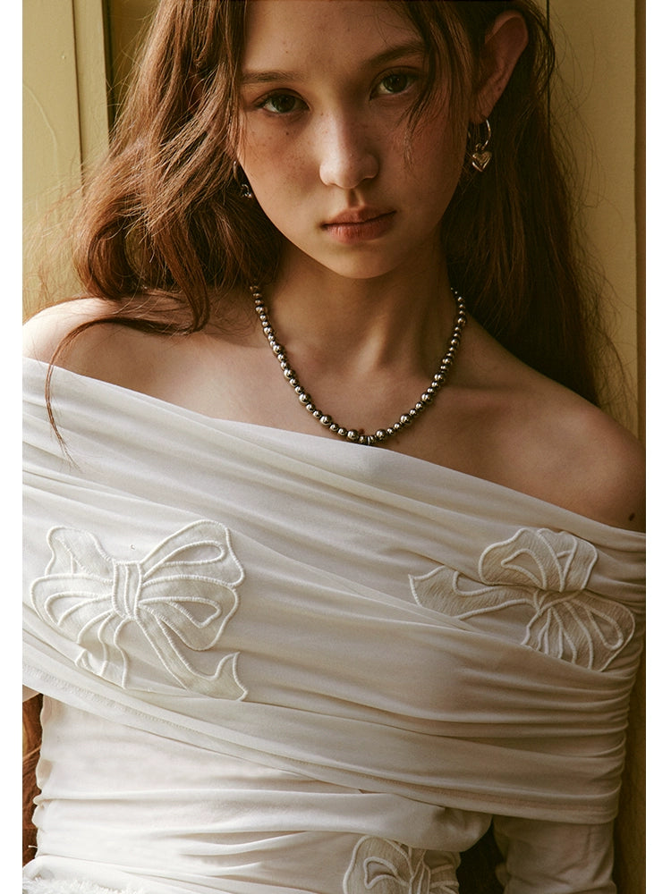 Bow Hollow Patch Embroidered Off Shoulder Long-Sleeved Shirt