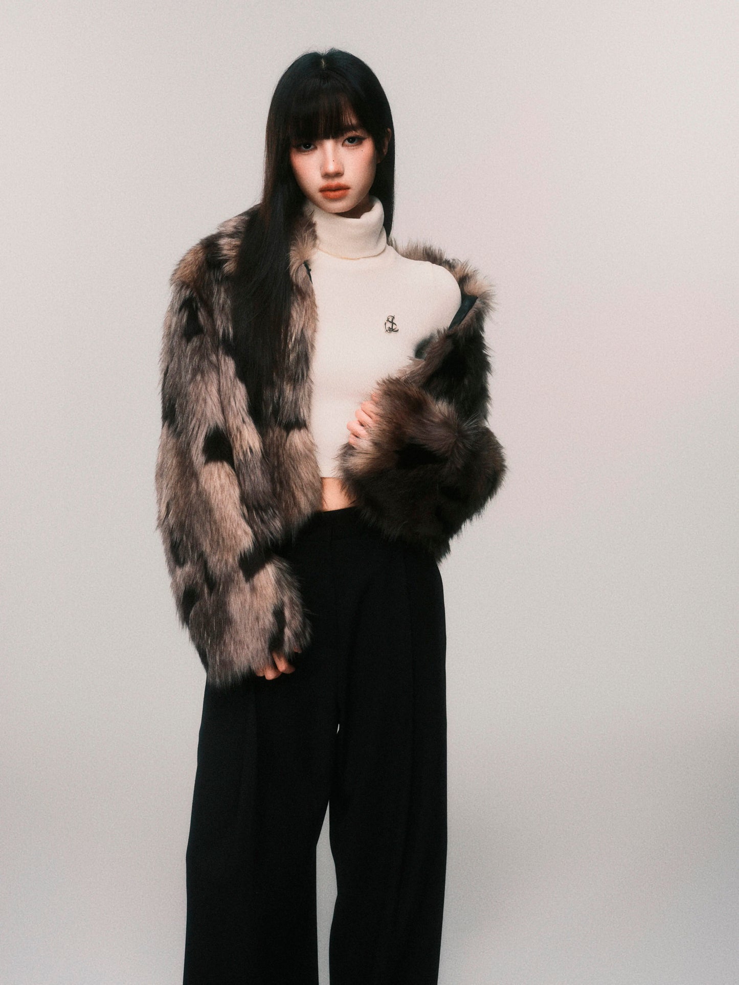 Spotted Pattern Short Faux Fur Coat