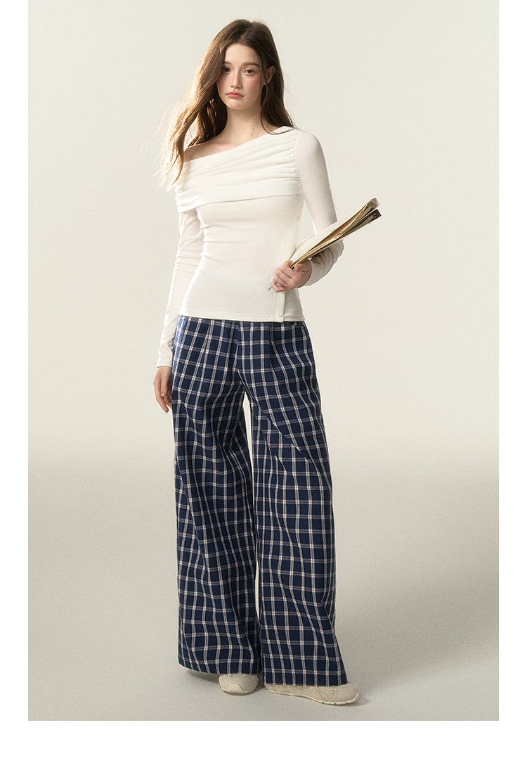 Low-Rise Relaxed Plaid Wide-Leg Pants
