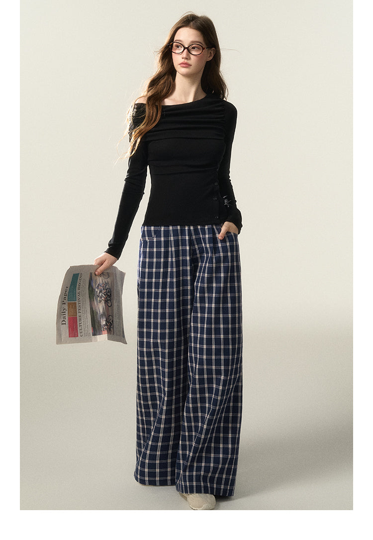 Low-Rise Relaxed Plaid Wide-Leg Pants